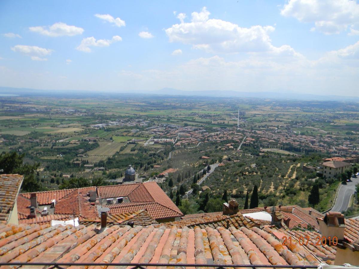 Appartamento Casa Ermenegilda Cortona Esterno foto