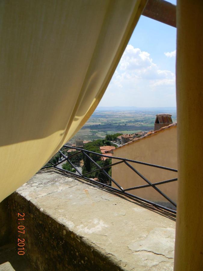 Appartamento Casa Ermenegilda Cortona Esterno foto